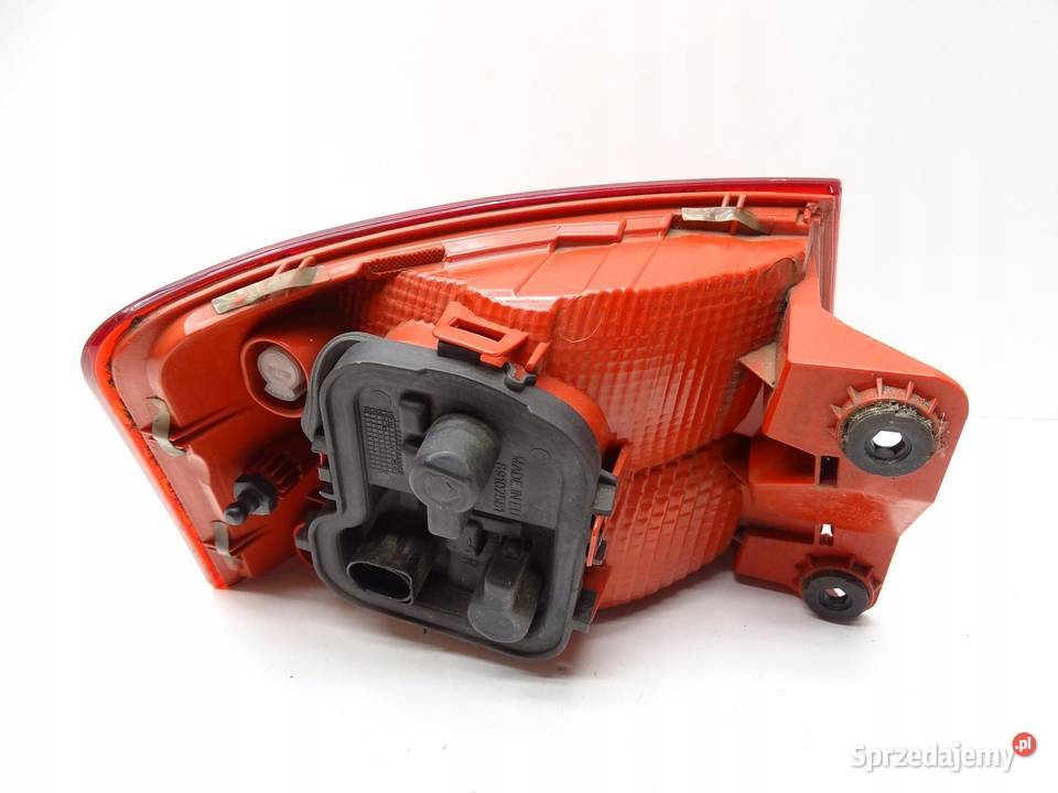 LAMPA PRAWA PRAWY TYŁ TYLNA AUDI W BŁOTNIK A6 C7 małopolskie