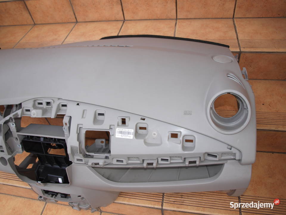 Renault ZOE konsola deska rozdzielcza 2013 2019r osobowe Wyposażenie wnętrza Kalisz