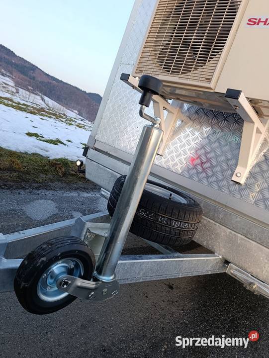 Przyczepa Chłodnicza Chłodnia Mobilna Przyczepka Kamionka Mała sprzedam