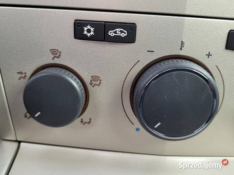 Zadbany benzyniaczek wspomaganie kierownicy Słomniki