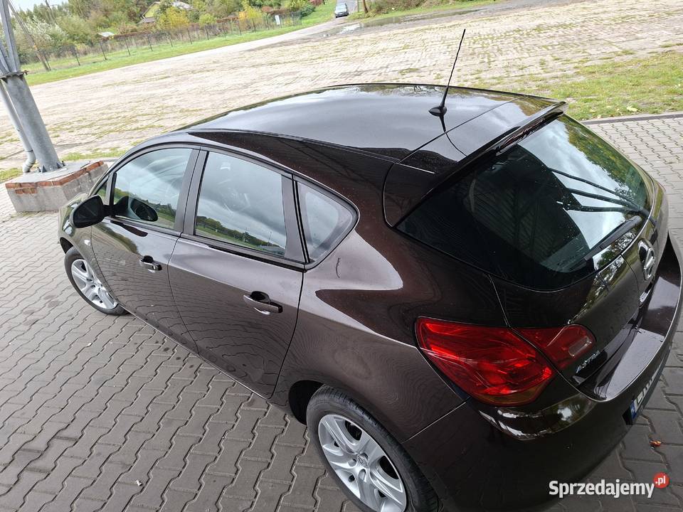 Astra J Salon Polska 95 16 benzyna Rawa Mazowiecka