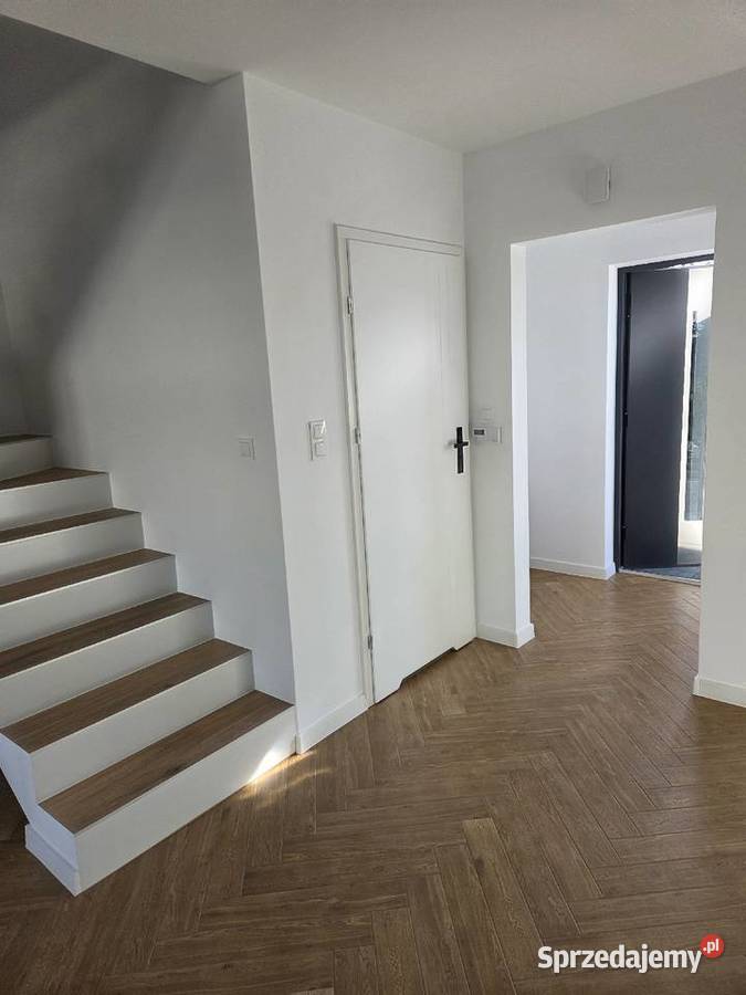 Sprzedam segment mieszkanie Warka parter