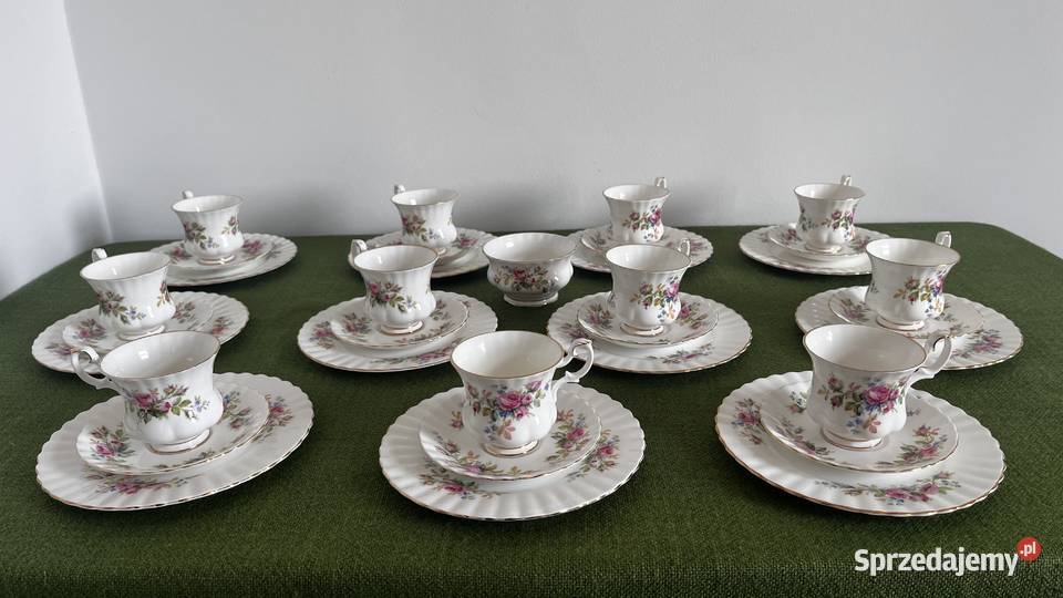 Trio z różą Royal Albert Moss Rose cukiernica Nowy Sącz