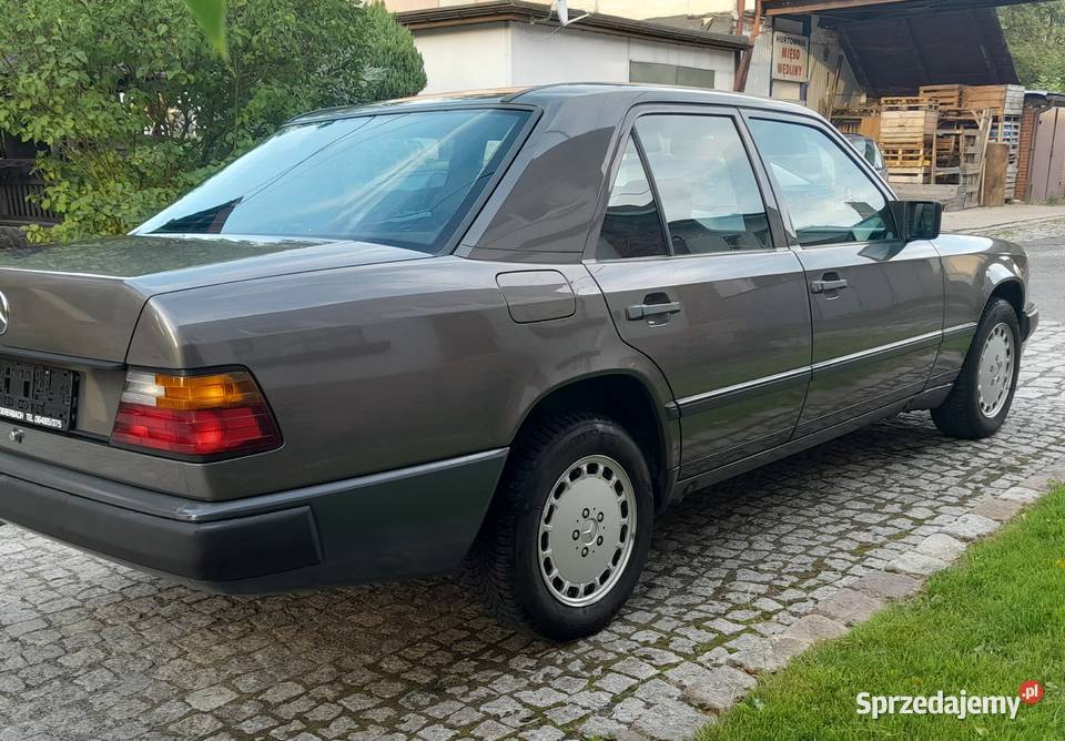 Mercedes 124 1998 4x4 30 benzyna Oldtimer manualna Kamienna Góra