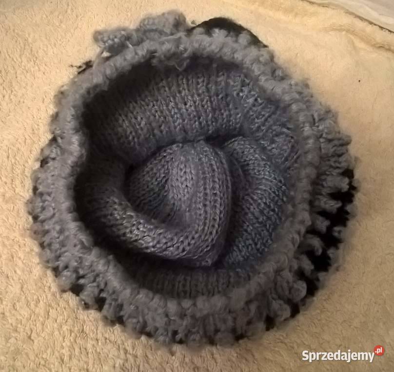 Czapka Wełniana z Kryształkami