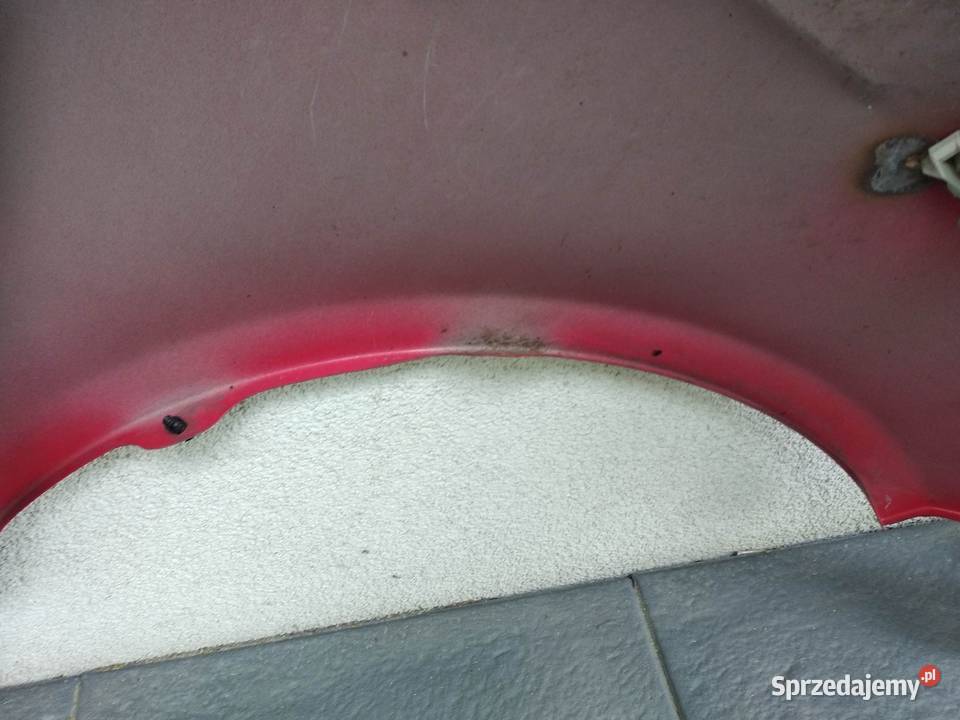 Toyota Yaris I 1 błotnik przednie lewy kierowcy Błotniki Sieradz