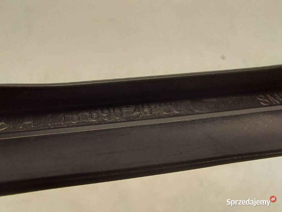 MERCEDES W118 Listwa szyby czołowej A1186904900 dolnośląskie