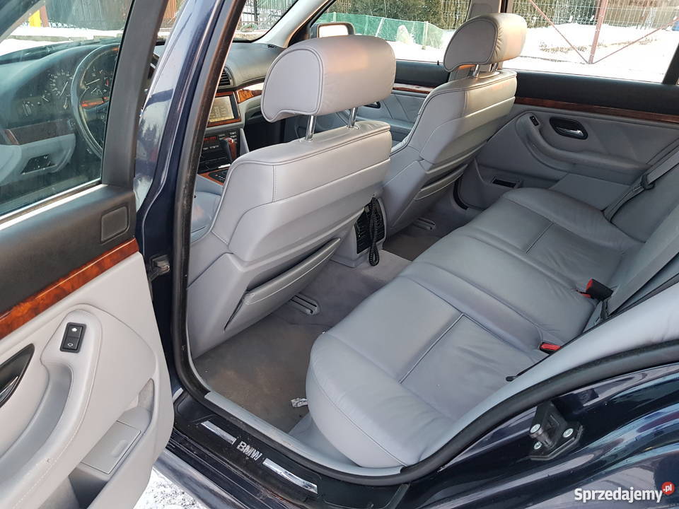 BMW E39 528iAT Xenon Navi PDC Telefon Bogata szyberdach Ryki