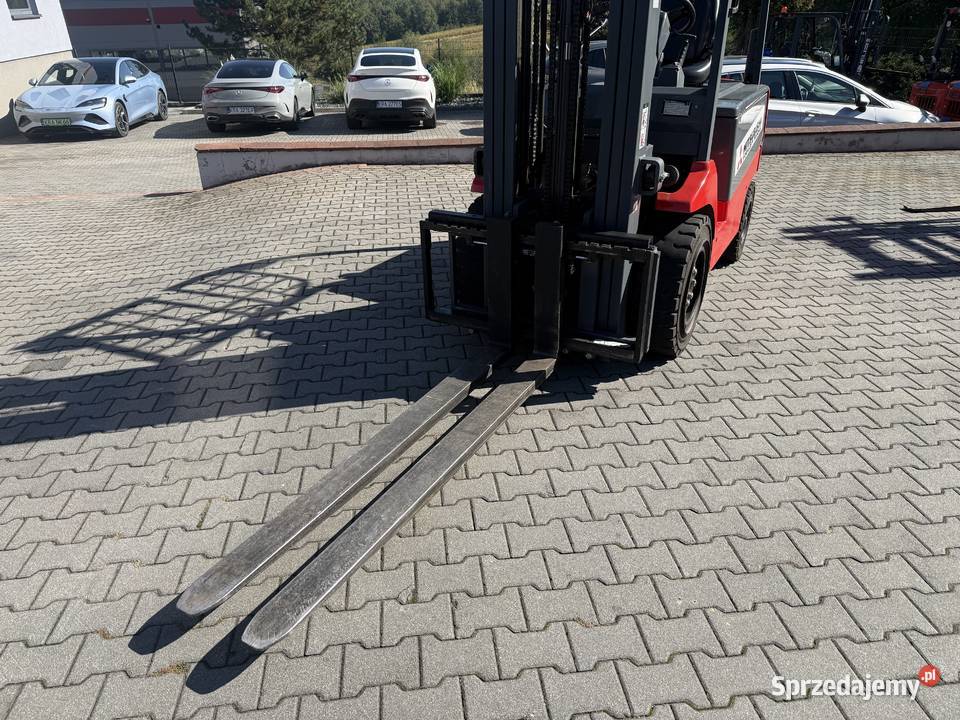 Elektryczny wózek widłowy Mitsubishi FB30PN Mogilany