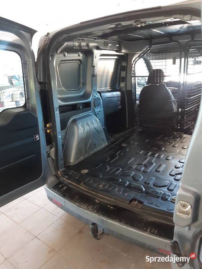 samochód ciężarowy fiat doblo 16