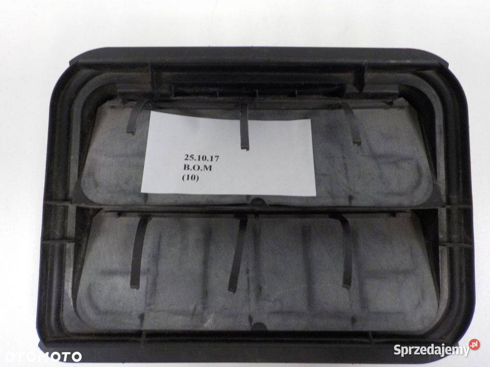 KRATKA WENTYLACYJNA NISSAN