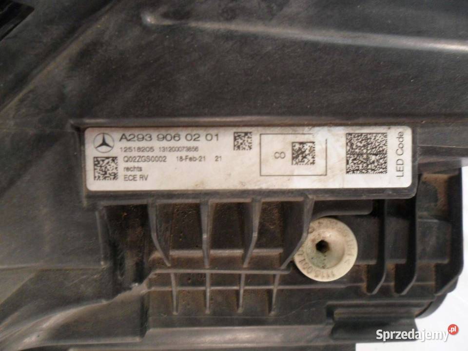 Reflektor MercedesBenz EQC B01720295 Nowy Tomyśl