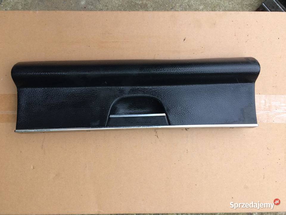 Mercedes W114 W115 klapka schowka Wyposażenie wnętrza Osieczna