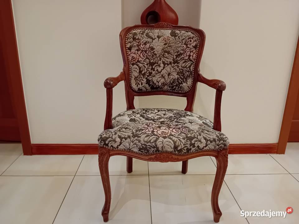 Fotel w stylu ludwikowskim zachodniopomorskie Bezrzecze