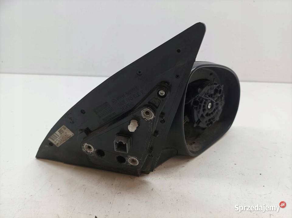 LUSTERKO PRAWE 5PIN EUROPA Hyundai i30 I osobowe