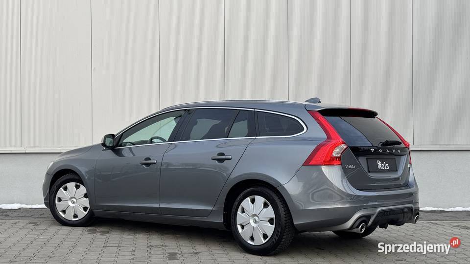 Piękne Volvo V60 RDesign światła przeciwmgielne Płock sprzedam