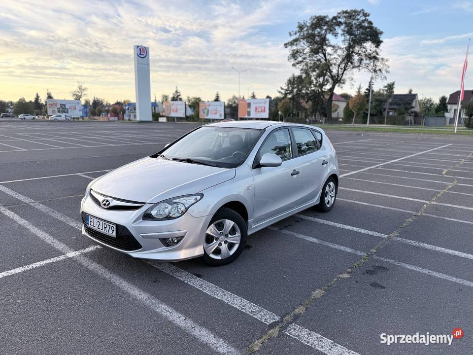 HYUNDAI I30 w ładnym stanie z niskim przebiegiem Łódź