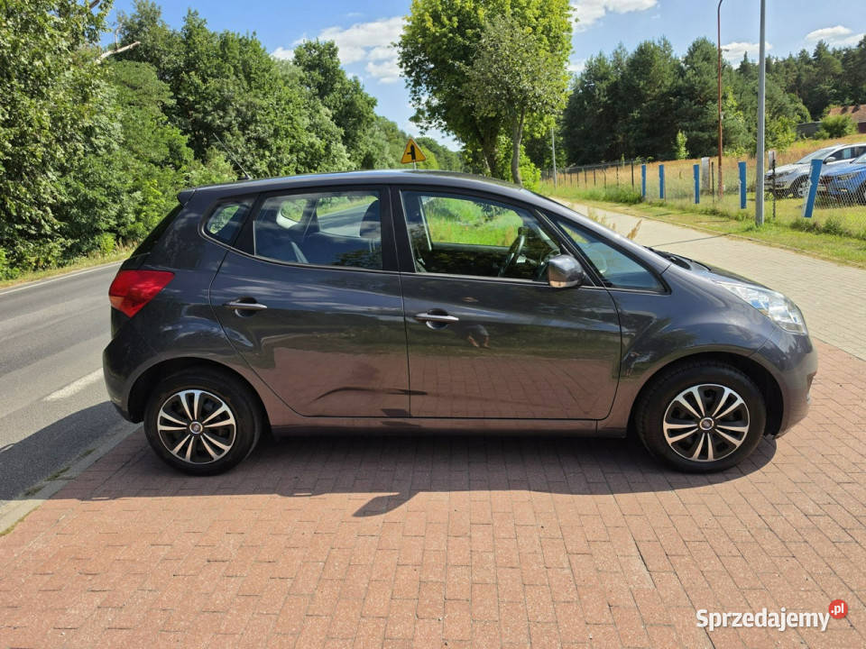 Kia Venga Kia Venga 16 benzyna z automatyczną Rok produkcji 2013 Cielcza