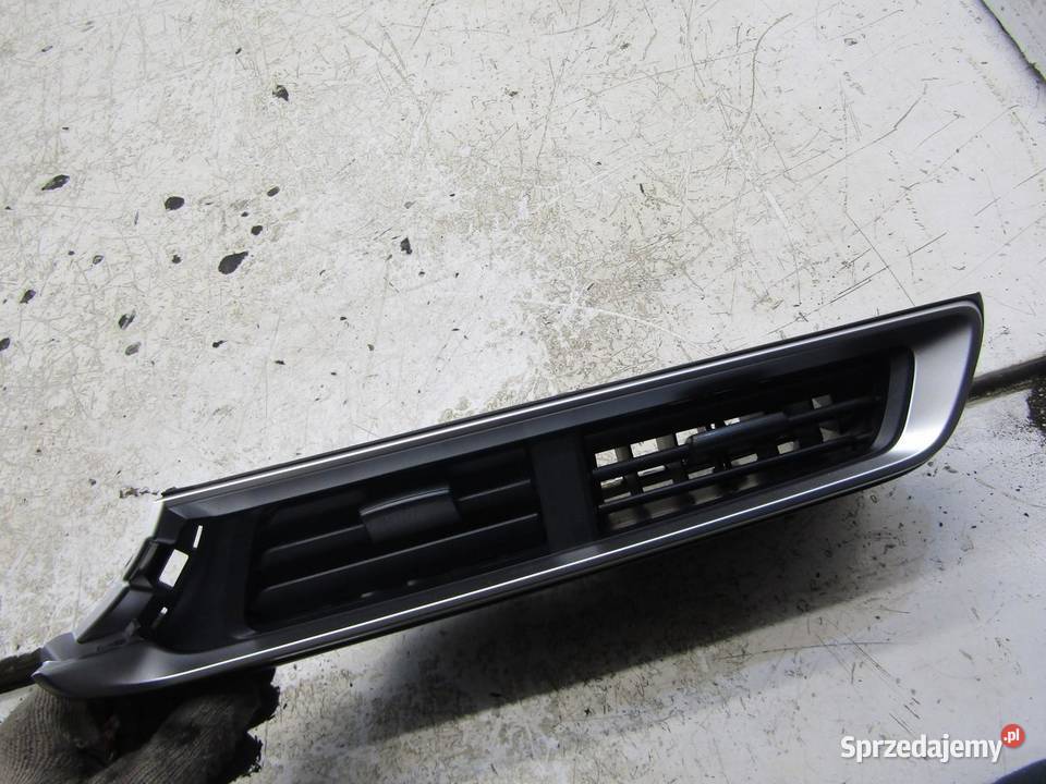 KRATKA WLOT DEKOR ŚRODKOWA NAWIEWU HONDA JAZZ IV osobowe Motoryzacja