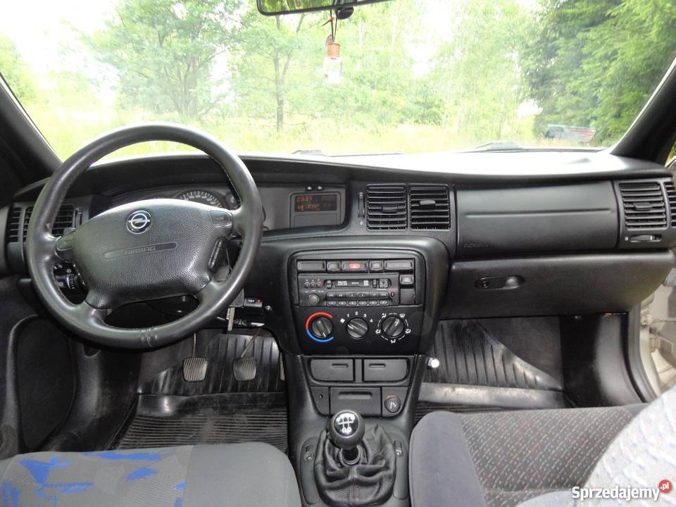 Opel Vectra B 20 16V 136 Opel Opoczno