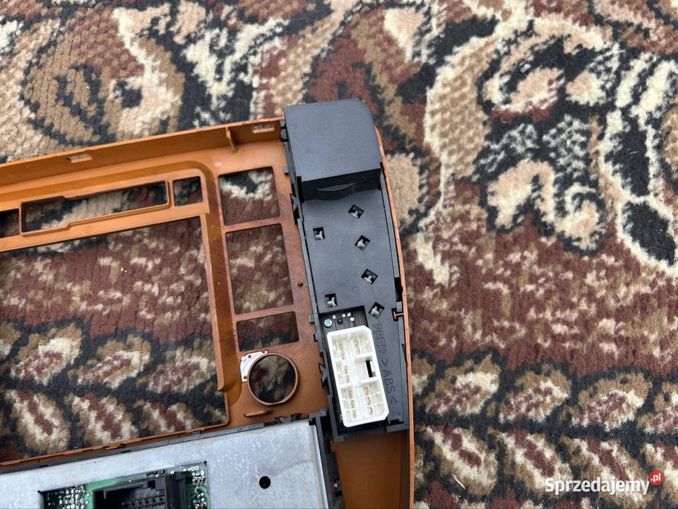 Panel radia ICS dekor nawiewu włącznik świateł Czujniki i sterowniki świateł Jarosław