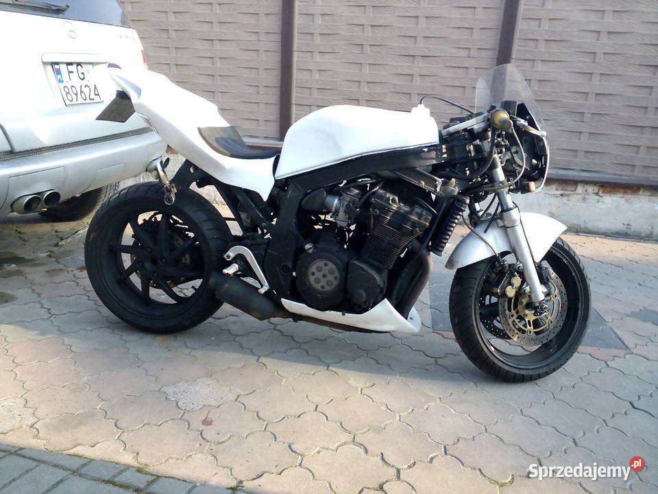 Suzuki GSXR 1100 Strieetfighter Zabytek 150KM Suzuki