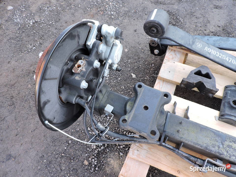 Belka oś zawieszenia tył amortyzatory resory Myszków sprzedam