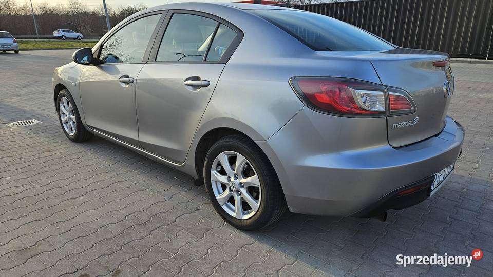 MAZDA 3 16 benzyna 105 Głogów Małopolski