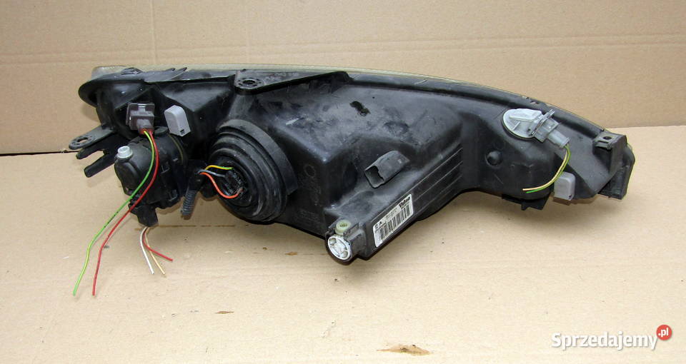 LAMPA PRZEDNIA PRAWALEWA PEUGEOT 206 Mysłaków