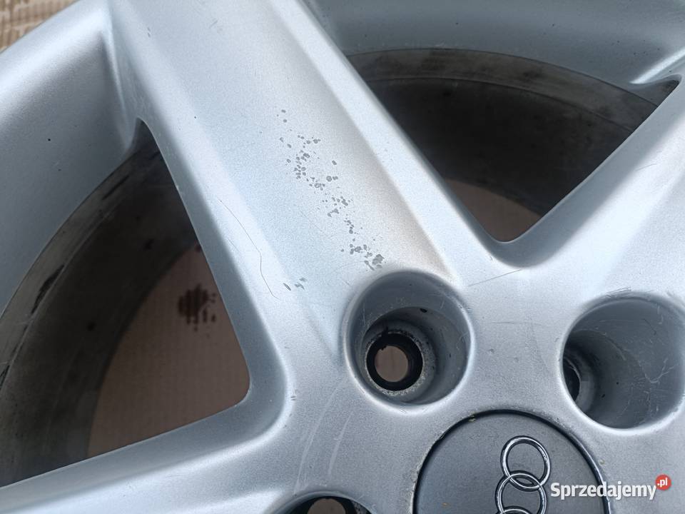 Felga aluminiowa Audi OE 4F0601025AF 75 x 17 Opony i felgi Drezdenko