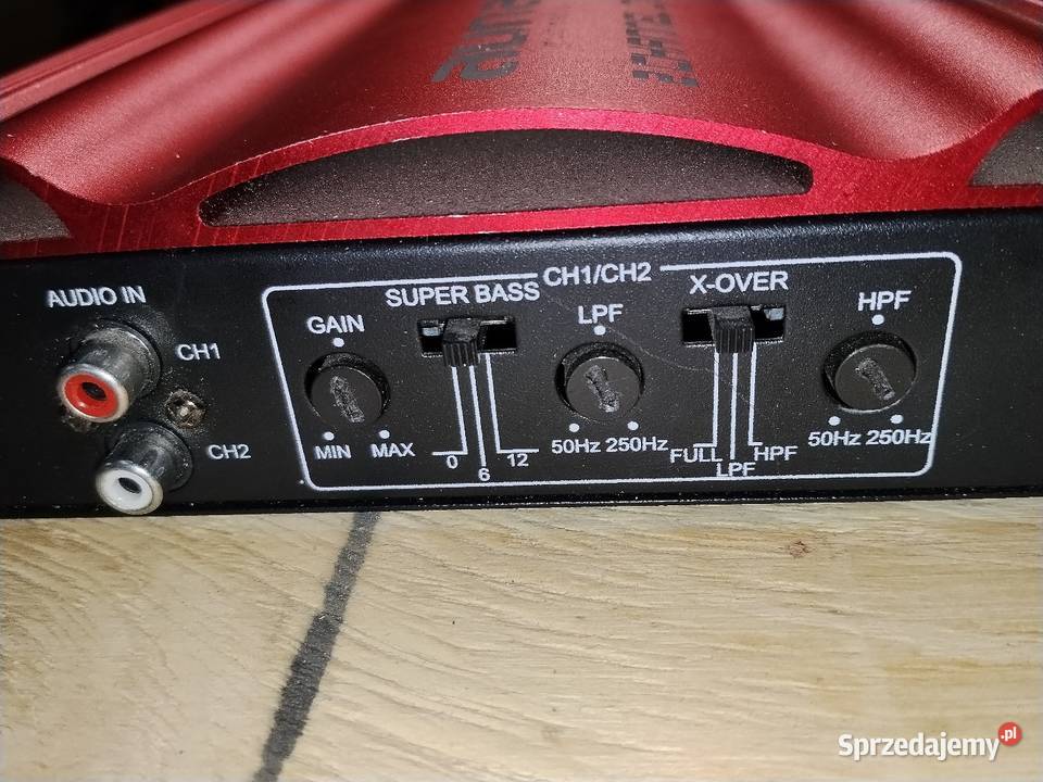 Wzmacniacz samochodowy Auna