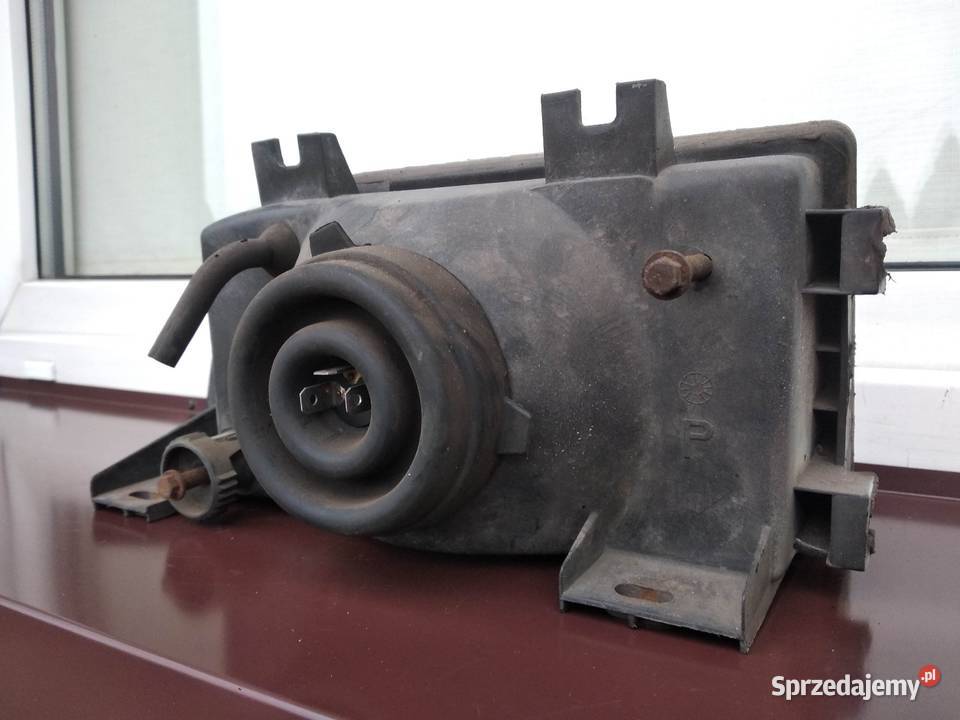 Polonez Caro lampa przednia prawa reflektor osobowe Sieradz sprzedam