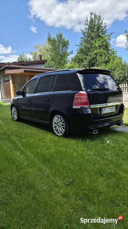 Opel Zafira B 20 Opc światła przeciwmgielne Zafira Stara Brzeźnica