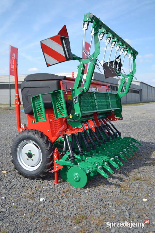 Siewnik zbożowy SR251 AGROMASZ 25 m Olesno