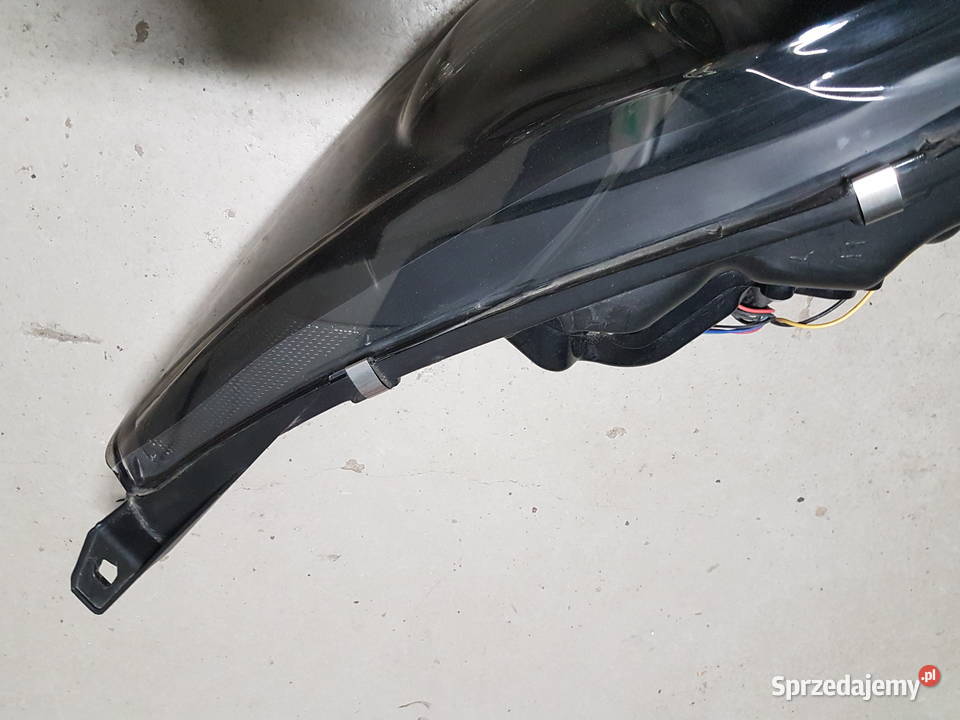 FORD FIESTA MK7 LAMPA PRZOD REFLEKTOR LEWY LED Lampy przednie Turek sprzedam