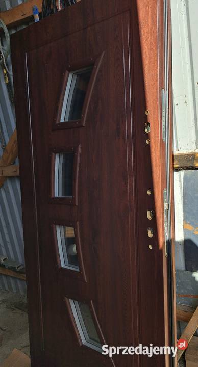 Drzwi zewnętrzne prawe KMT