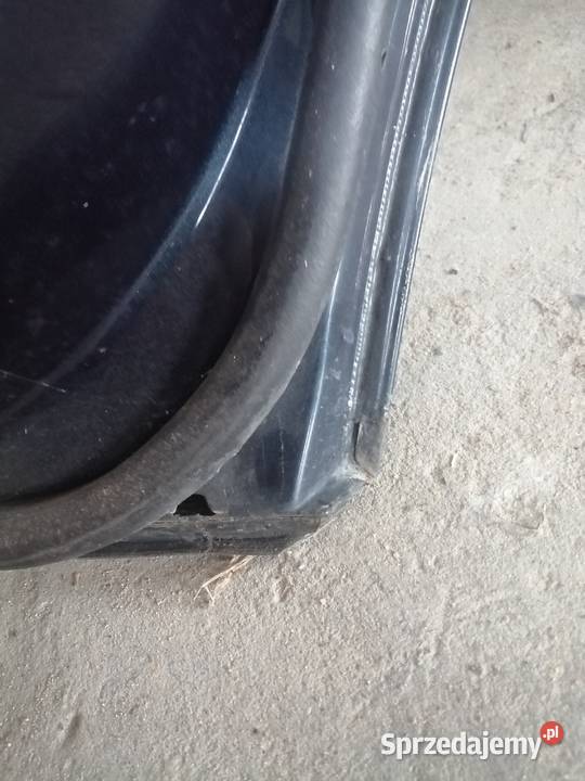 Drzwi prawy tył Mercedes c klasa w202 kombi części blacharskie Kosarzew-Stróża