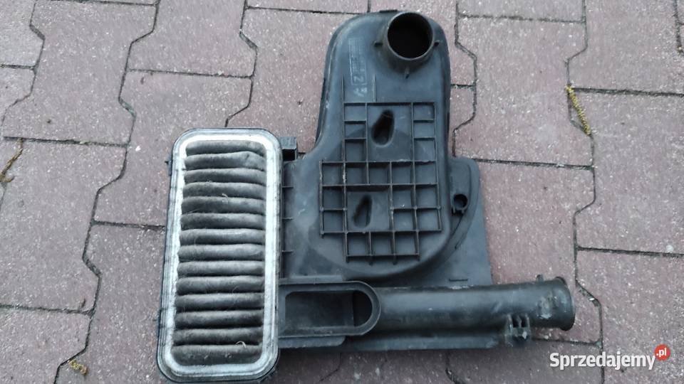 Toyota Yaris II obudowa filtra powietrza osobowe Otwock