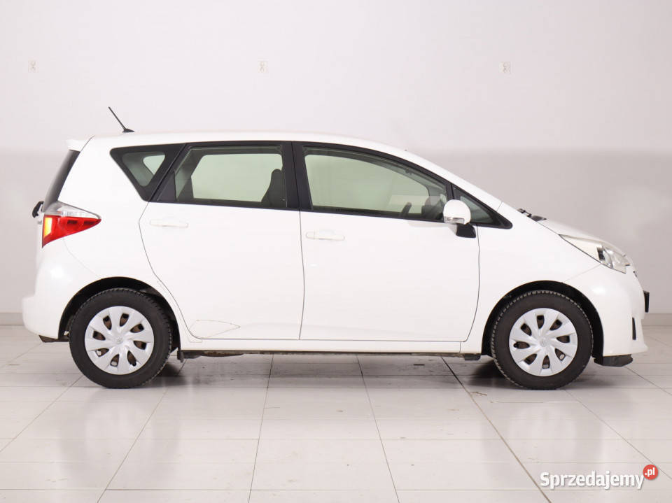 Toyota VersoS 133 VVTi mazowieckie Piaseczno