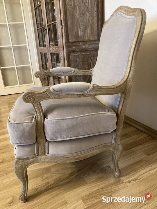 Dębowy fotel ludwikowski Fotele Wilczyn