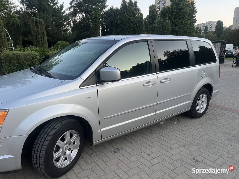 Chrysler Grand Voyager stan 7 os prywatne auto Warszawa sprzedam