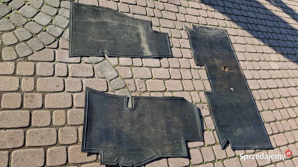 Dywaniki gumowe Wołga GAZ 24 osobowe Pozostałe Góra Kalwaria