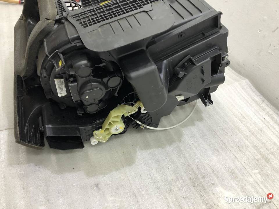 NAGRZEWNICA DMUCHAWA KOMPLETNA DACIA SANDERO I Deski rozdzielcze, konsole