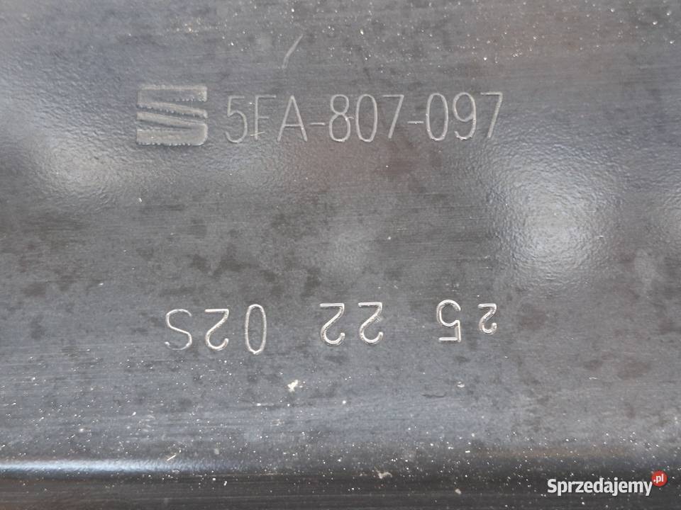 SEAT LEON 4 IV BELKA ZDERZAKA PRZÓD PRZEDNIA osobowe Bieleń