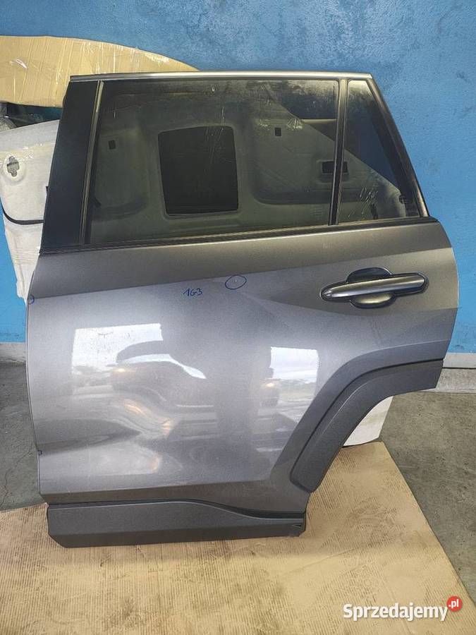 RAV4 v drzwi tylne lewe 1G3 Turek