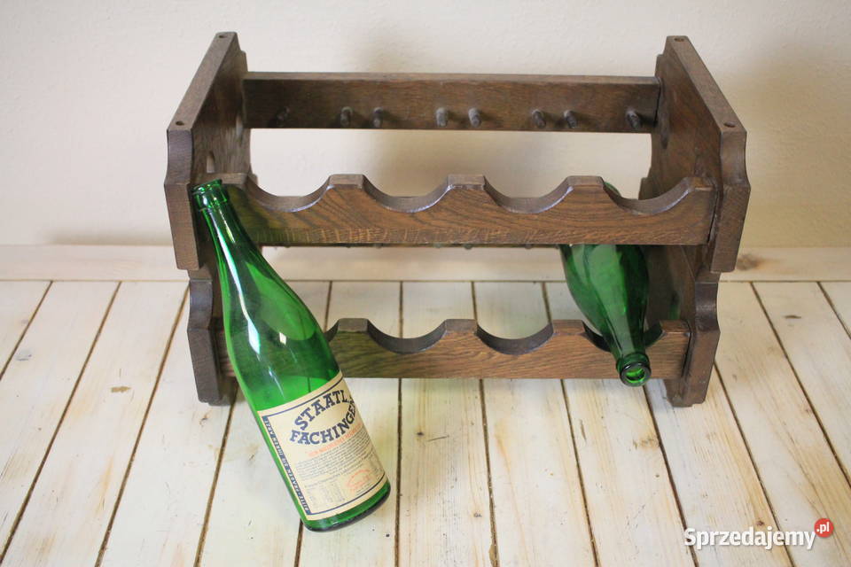 Drewniany stojak na wino ładne wykonanie Góra