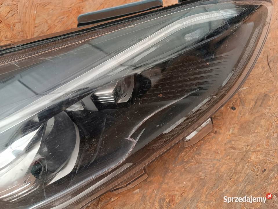 LAMPA PRAWA PRZÓD REFLEKTOR EU JX7B13E016AF FORD Nowy Tomyśl sprzedam