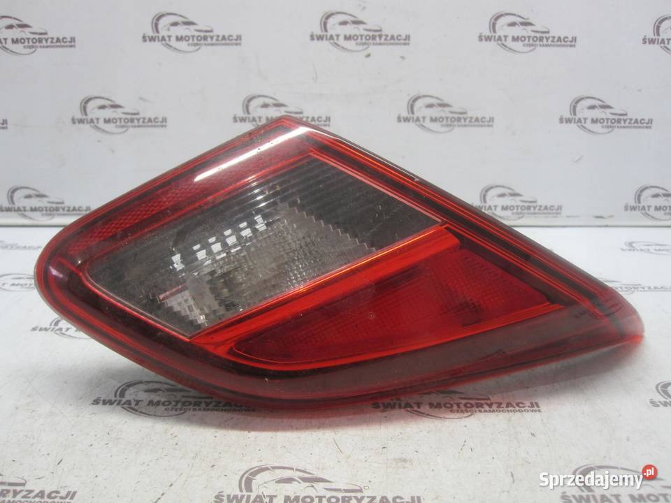 OPEL CORSA E 17r lampa lewa tył w klapę 3901 Części samochodowe