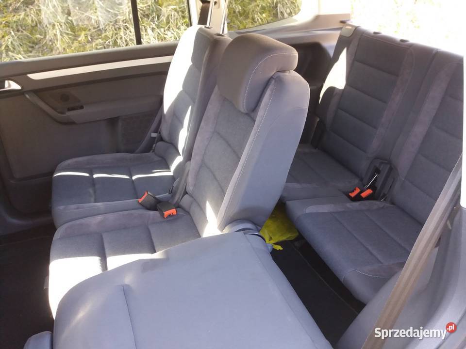 Volkswagen Touran 16 tdi 7 osobowy Żarnówka