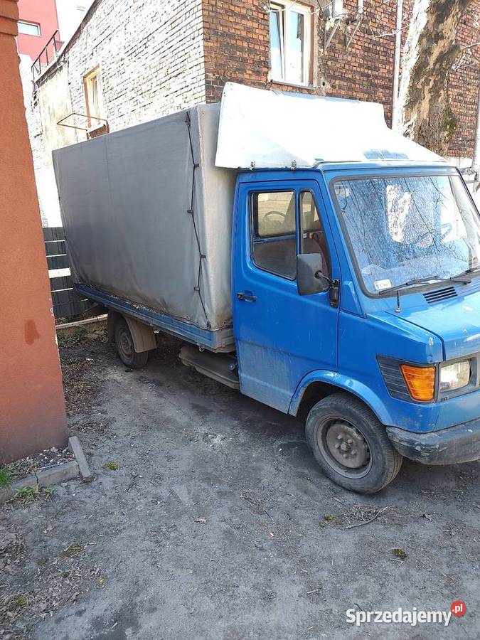 Sprzedam mercedesa kaczke 207D Zabrze